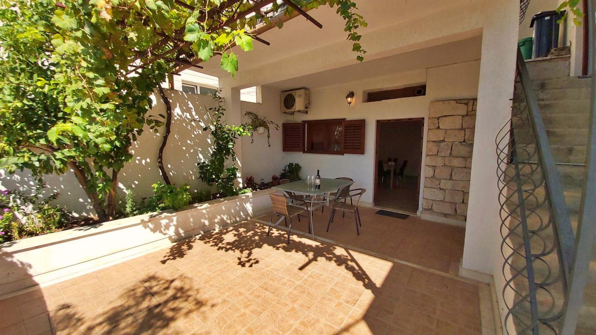 Apartments Gajo Omiš Quarto foto
